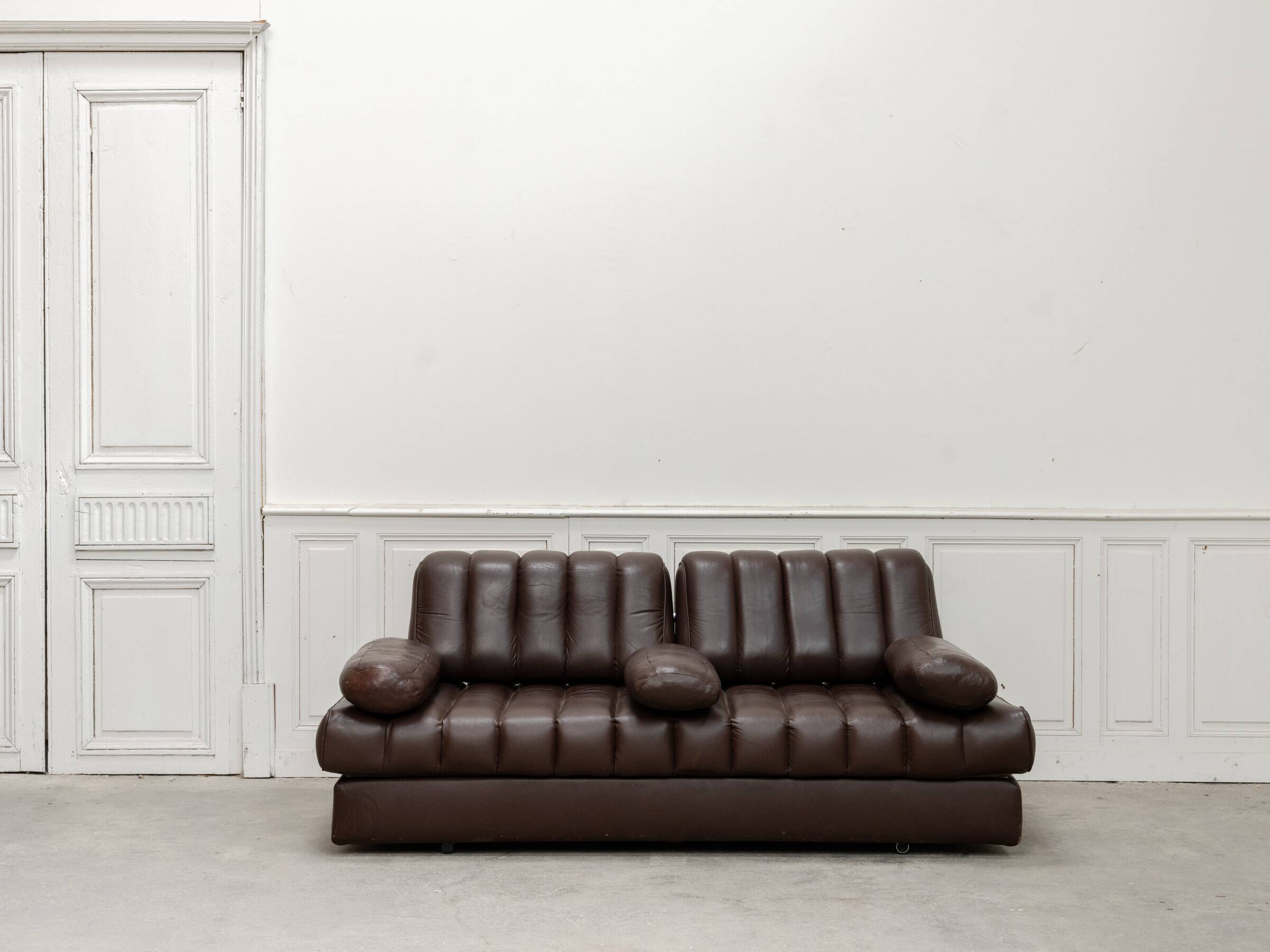 Canapé vintage DS 85 en cuir marron par De Sede 1980