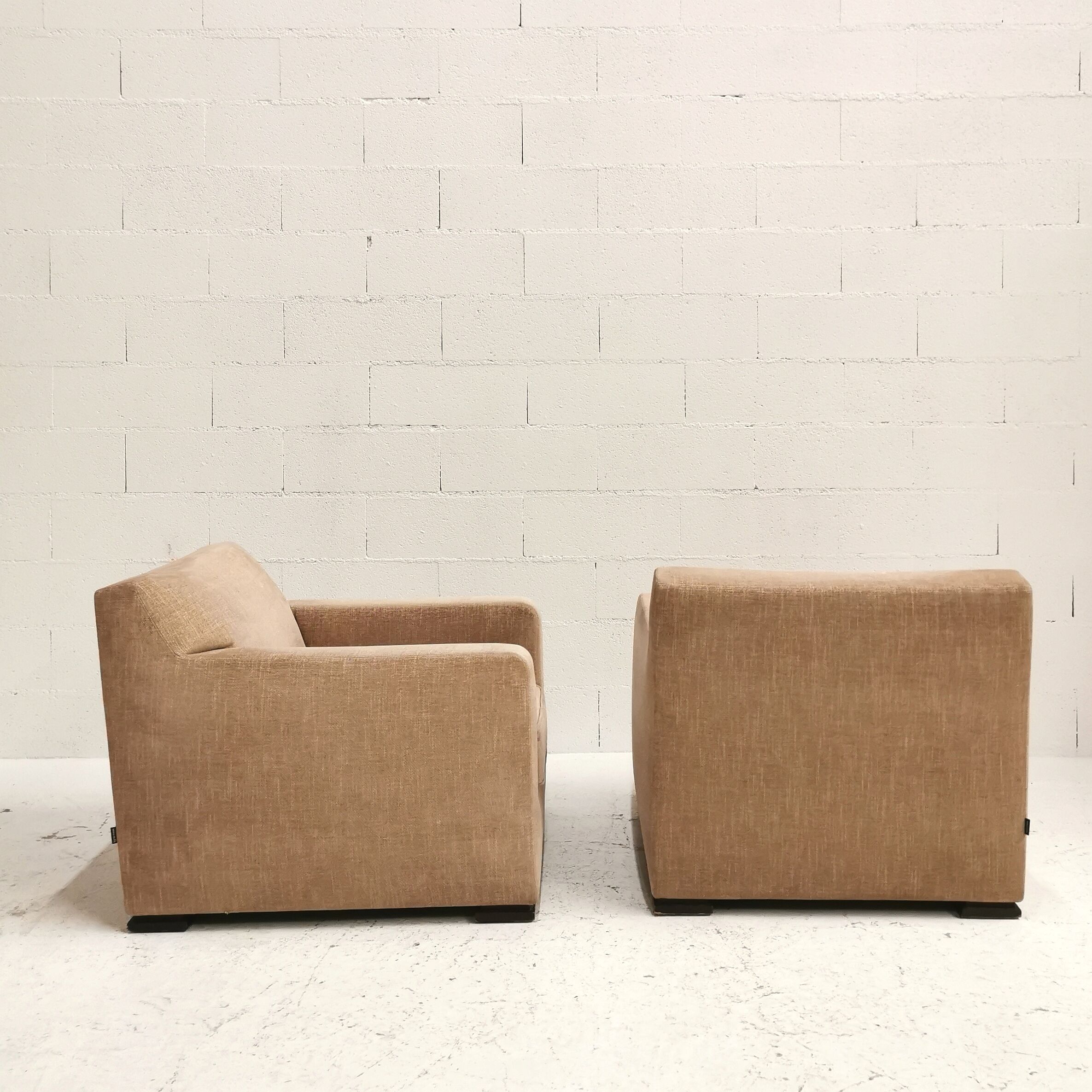 Paire de fauteuils contemporains, Ligne Roset
