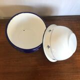 Vintage enamelled tin bowls