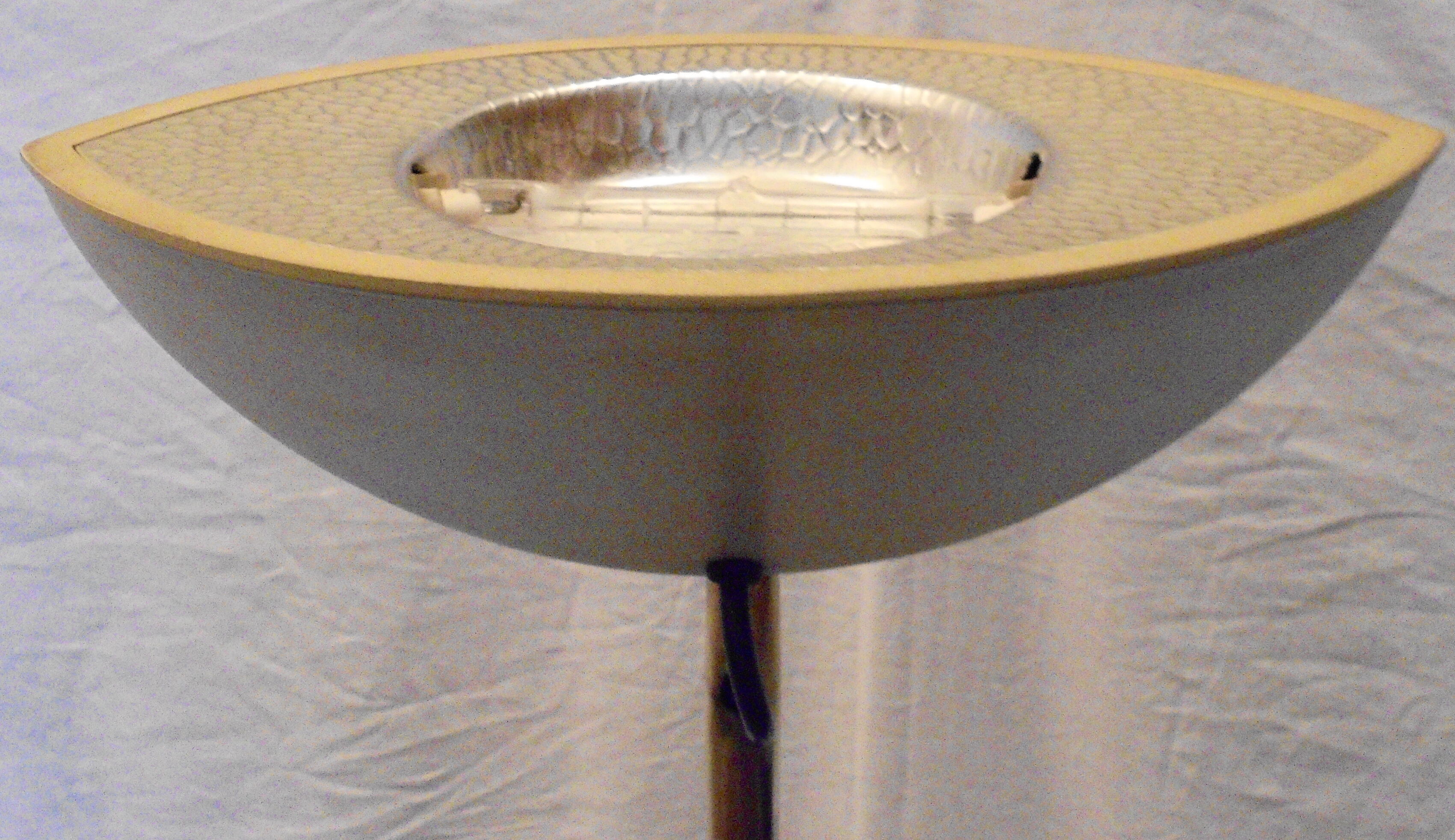 Italian halogen lamp of the 70s/80s