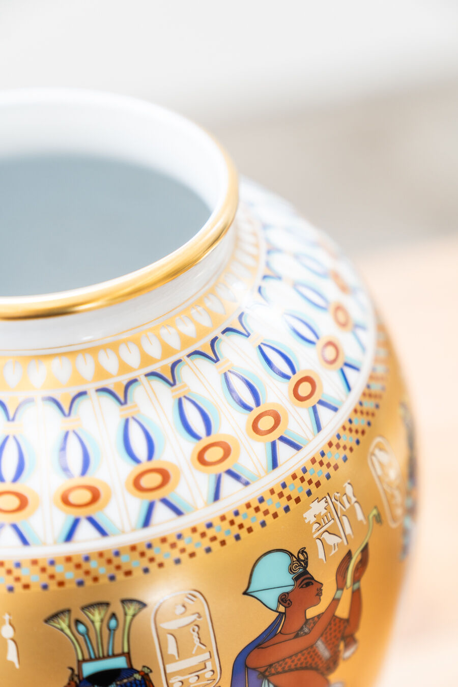 Kaiser "Theben" set of 2 porcelain vases, Egyptian motif.