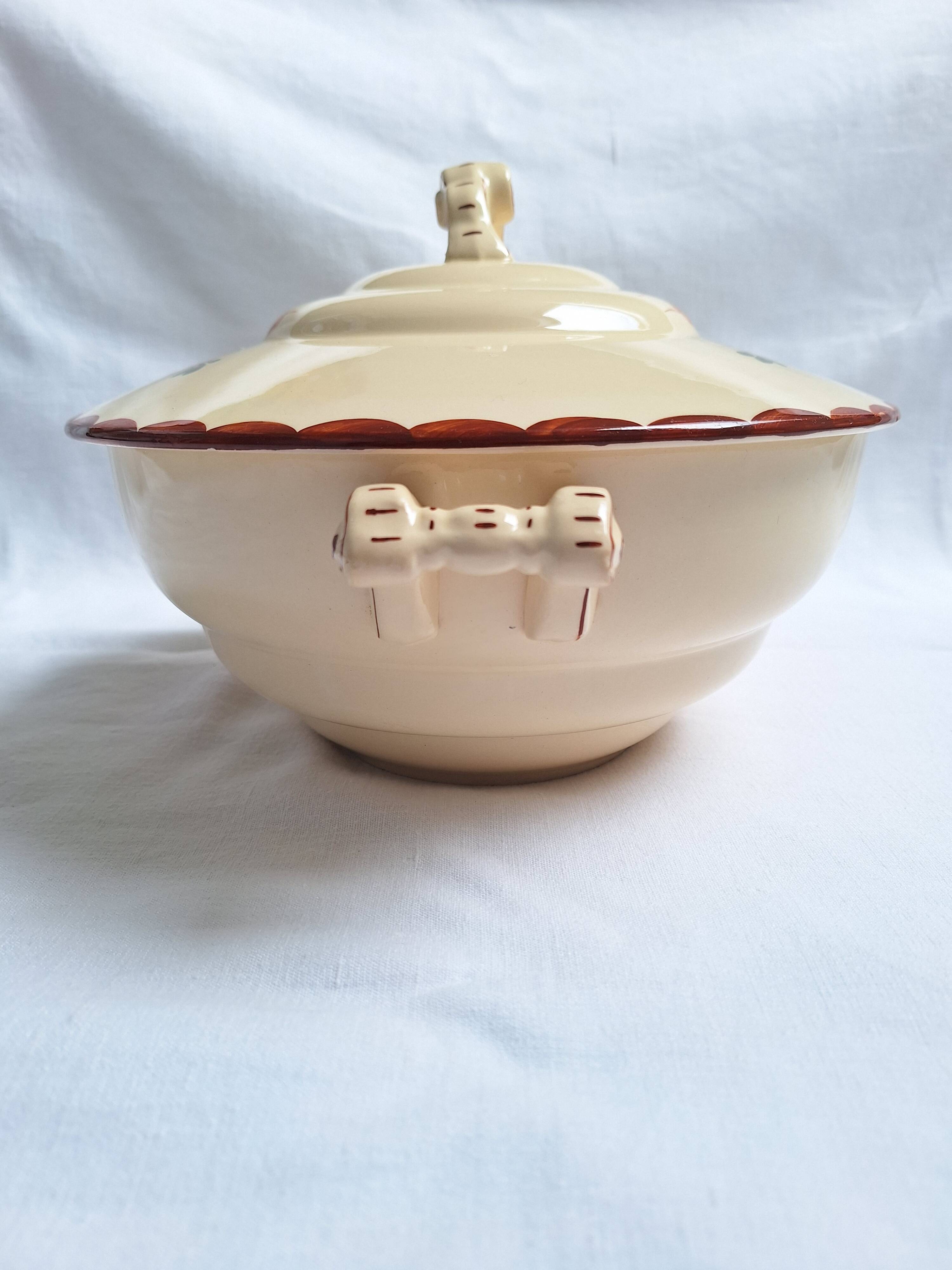 Longchamp Agen model soup tureen