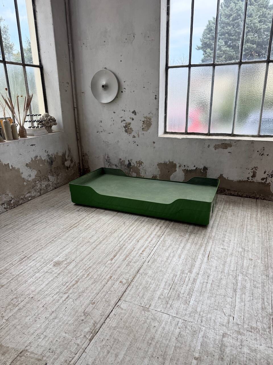 Ozoo single bed by Marc Berthier for Roche Bobois, 1967