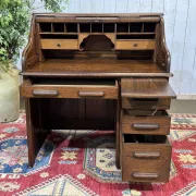Bureau à cylindre en chêne