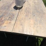 Farm table