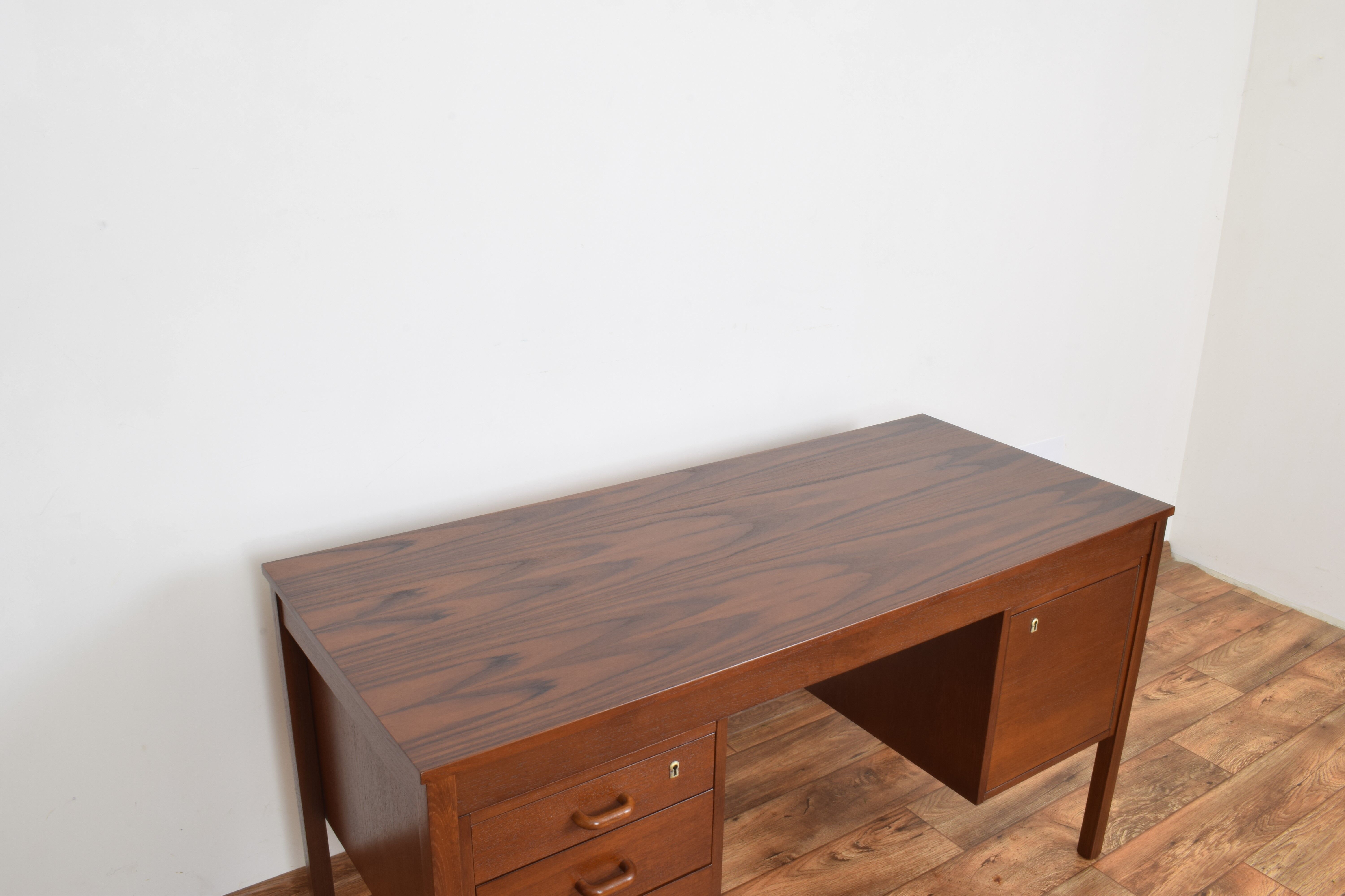 Danish teak dsk from Domino Mobler, 1960