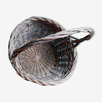 Braided wicker basket / Artisanal basketry