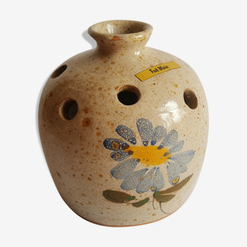 Vase pique flowers in terracotta - vintage