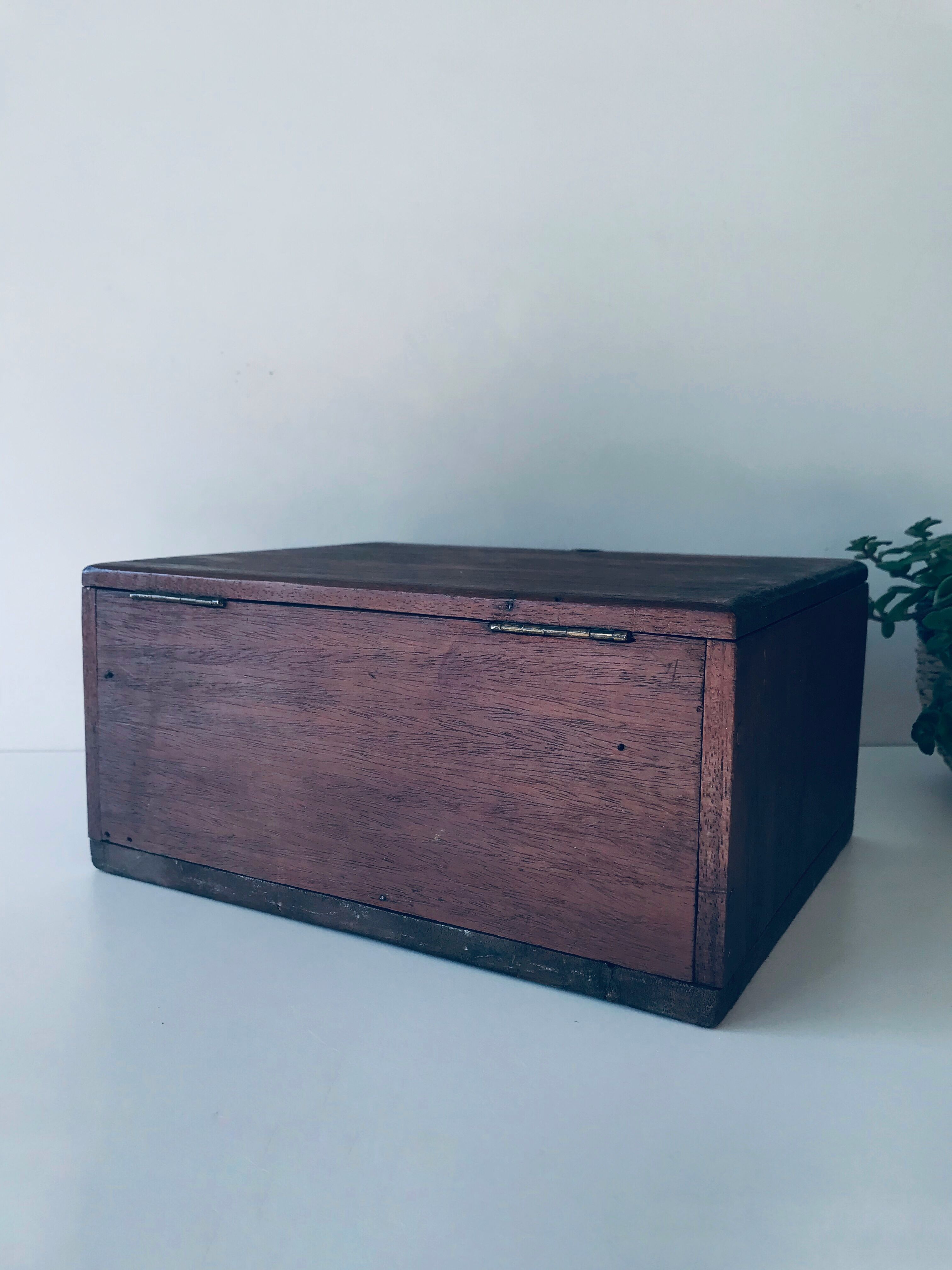 Wooden box