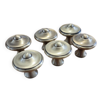 6 patinated brass furniture knobs
