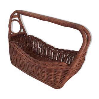 Wicker bottle rack