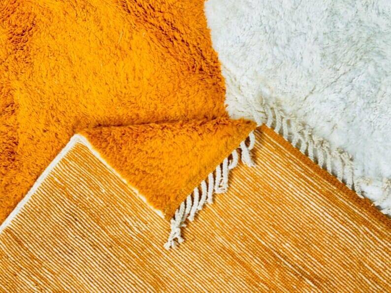 Handmade pure wool Beni Ouraine rug, size 250 x 250 cm