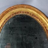 Oval mirror carved wood frame beaded gilded circa 1800 44x35cm SB