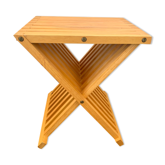 Folding side table