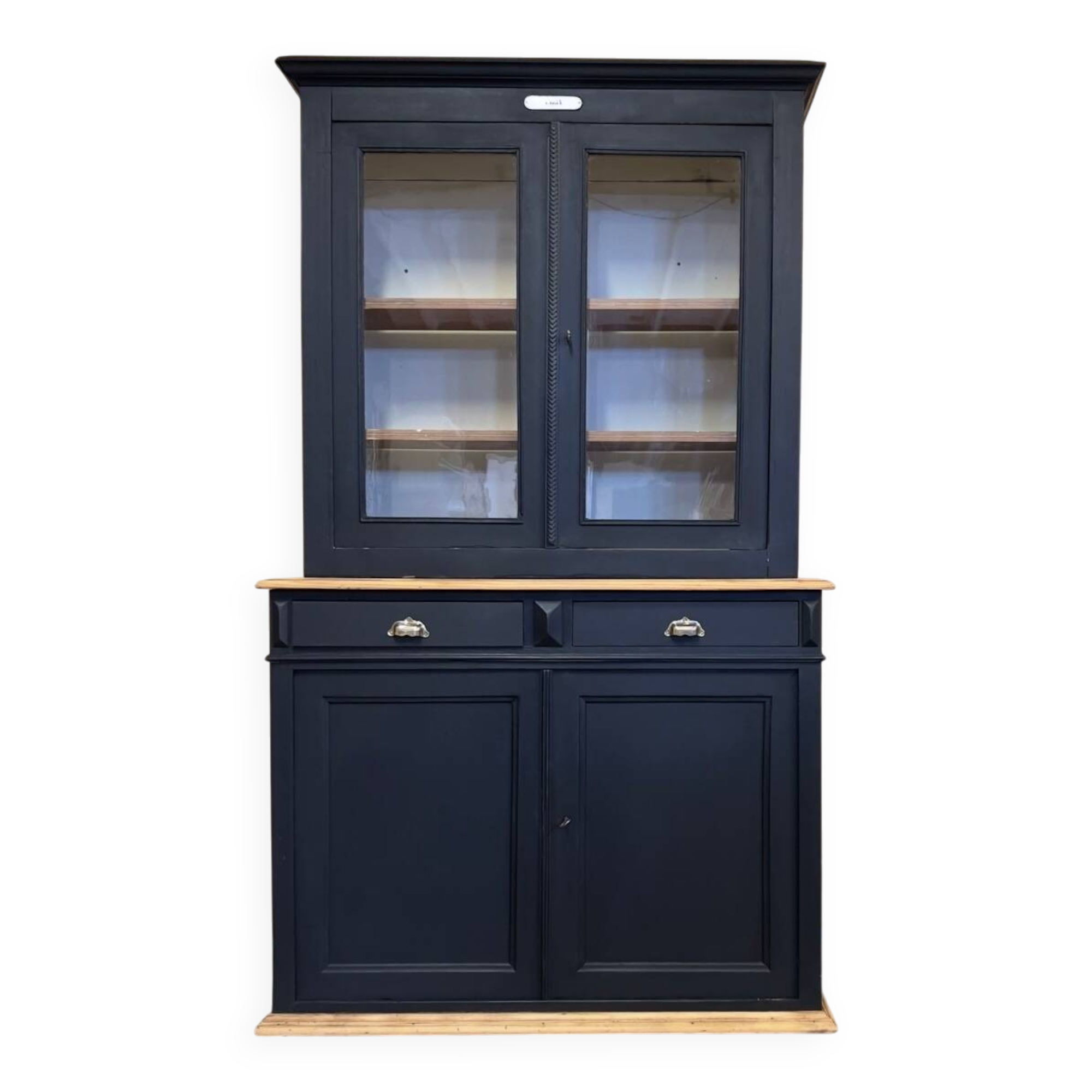 Two-storey dresser