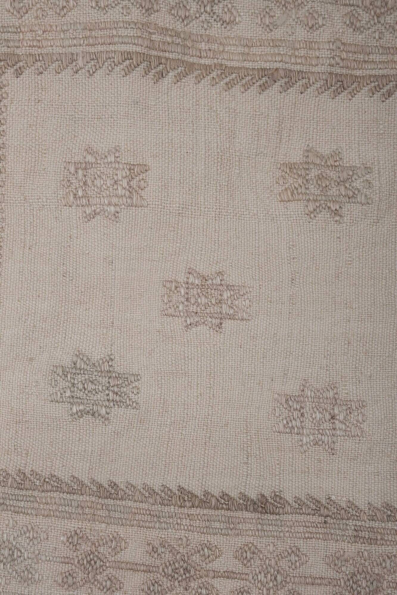 Vintage hand-embroidered tribal tapestry 150x214 cm