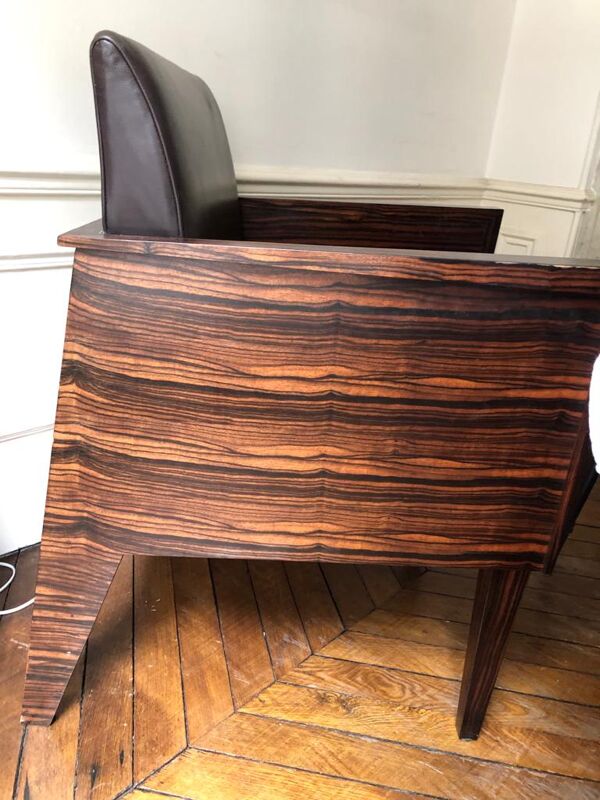 fauteuil En Ébène De Macassar Et cuir noir
