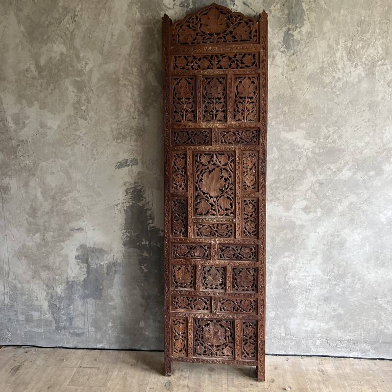 Paravent sculpté en bois