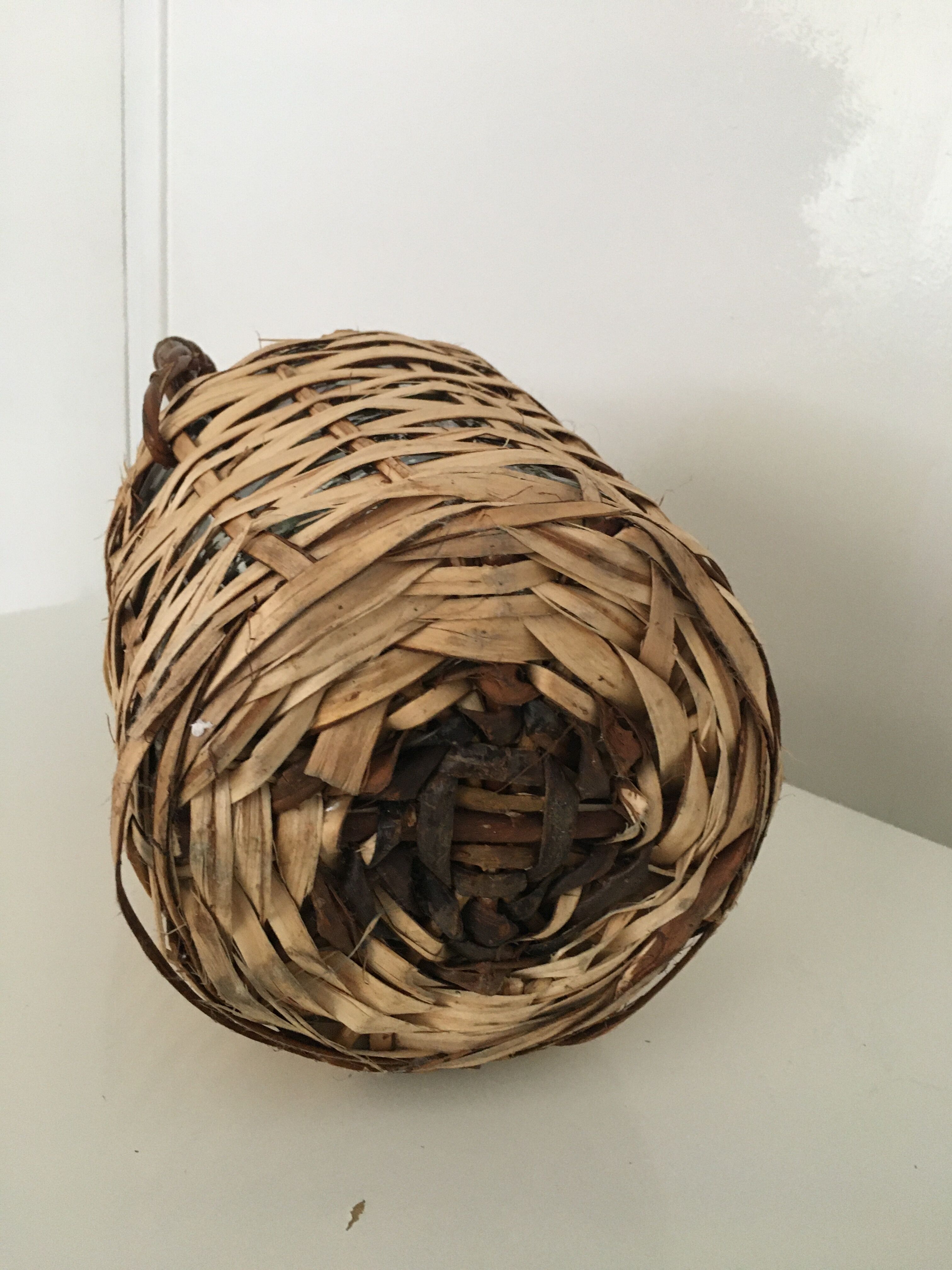 Lady-Jeanne dressed in rattan