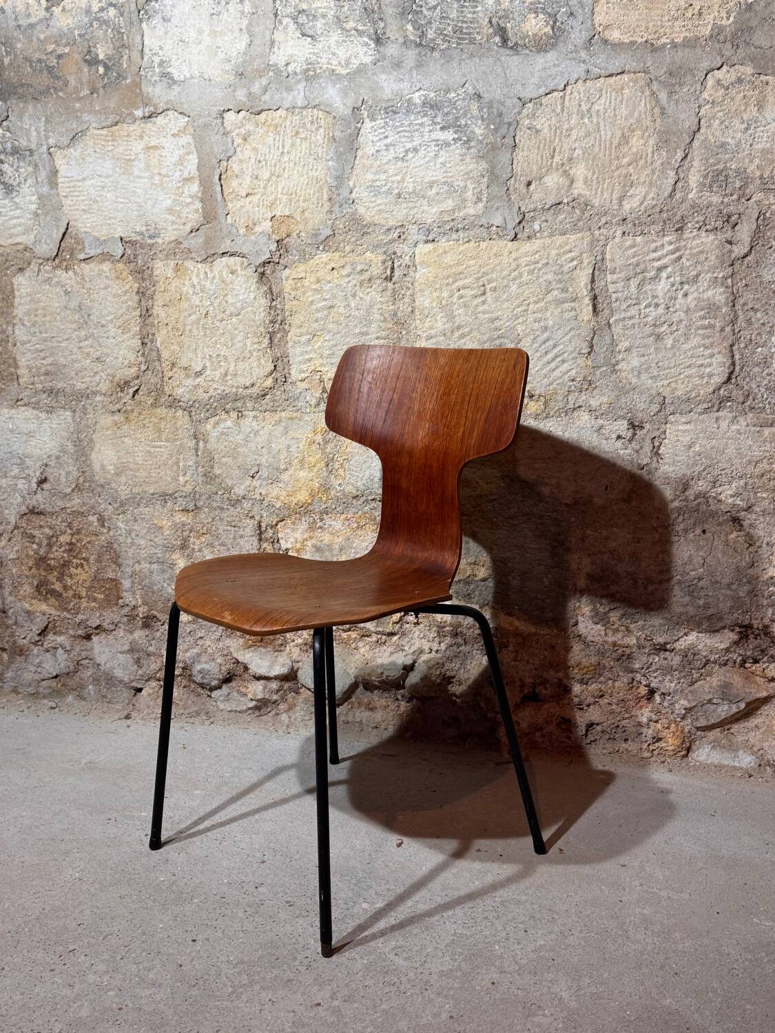 Arne Jacobsen Chair - Hammer