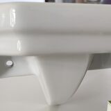 Bathroom shelf