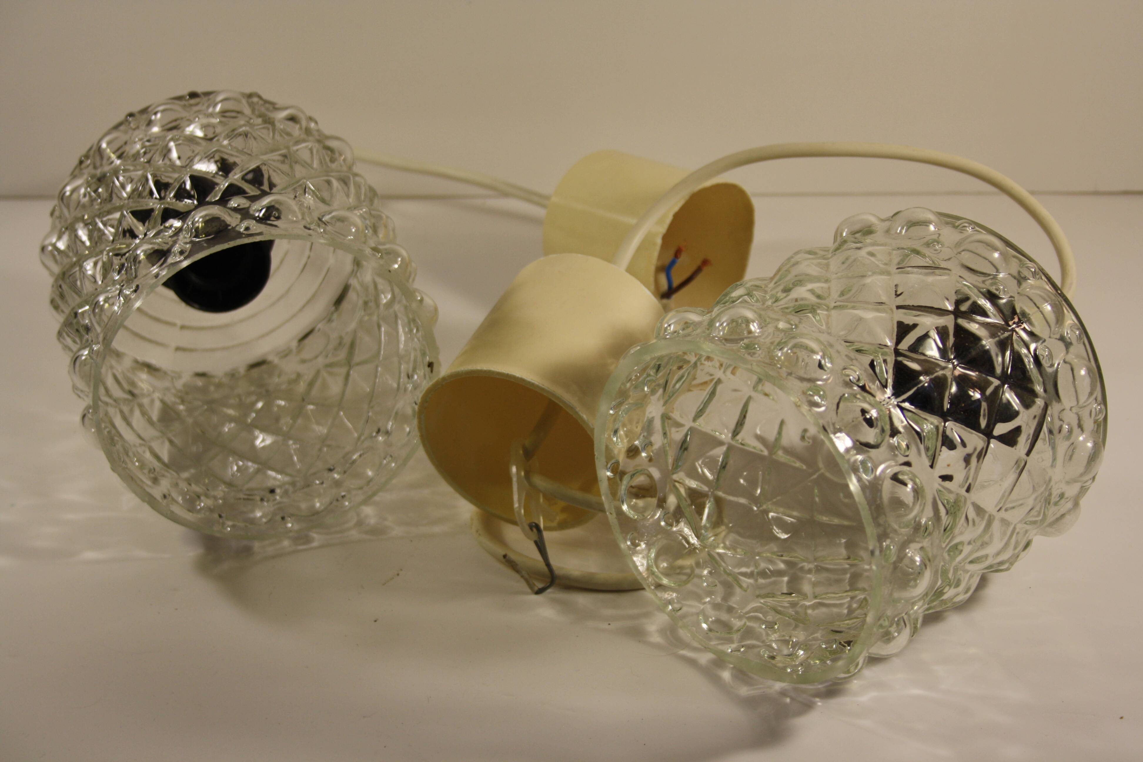 Pair of transparent portable lamps