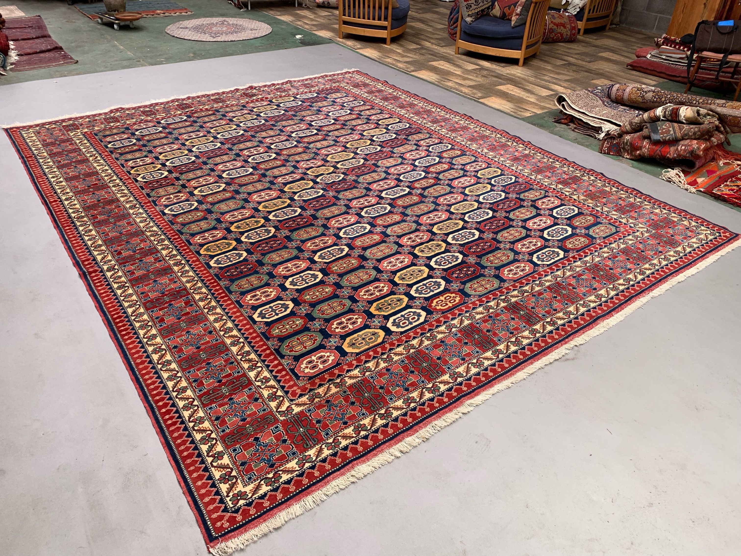 Turkish bergama rug 385x320 cm