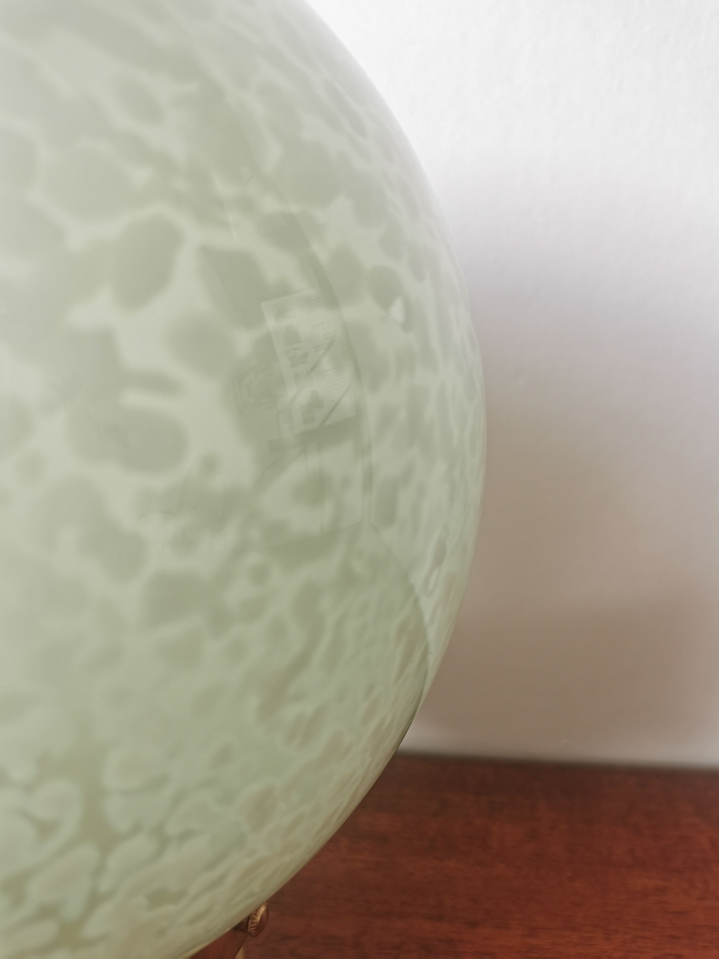 Clichy glass globe laying lamp