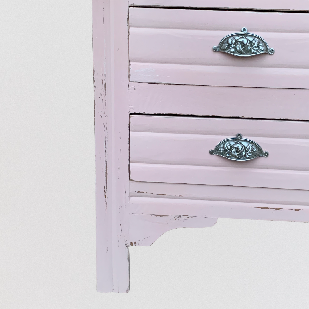 Parisian hotel wardrobe 1930