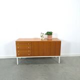 Fineer dressoir uit Zweden met wit stalen poten