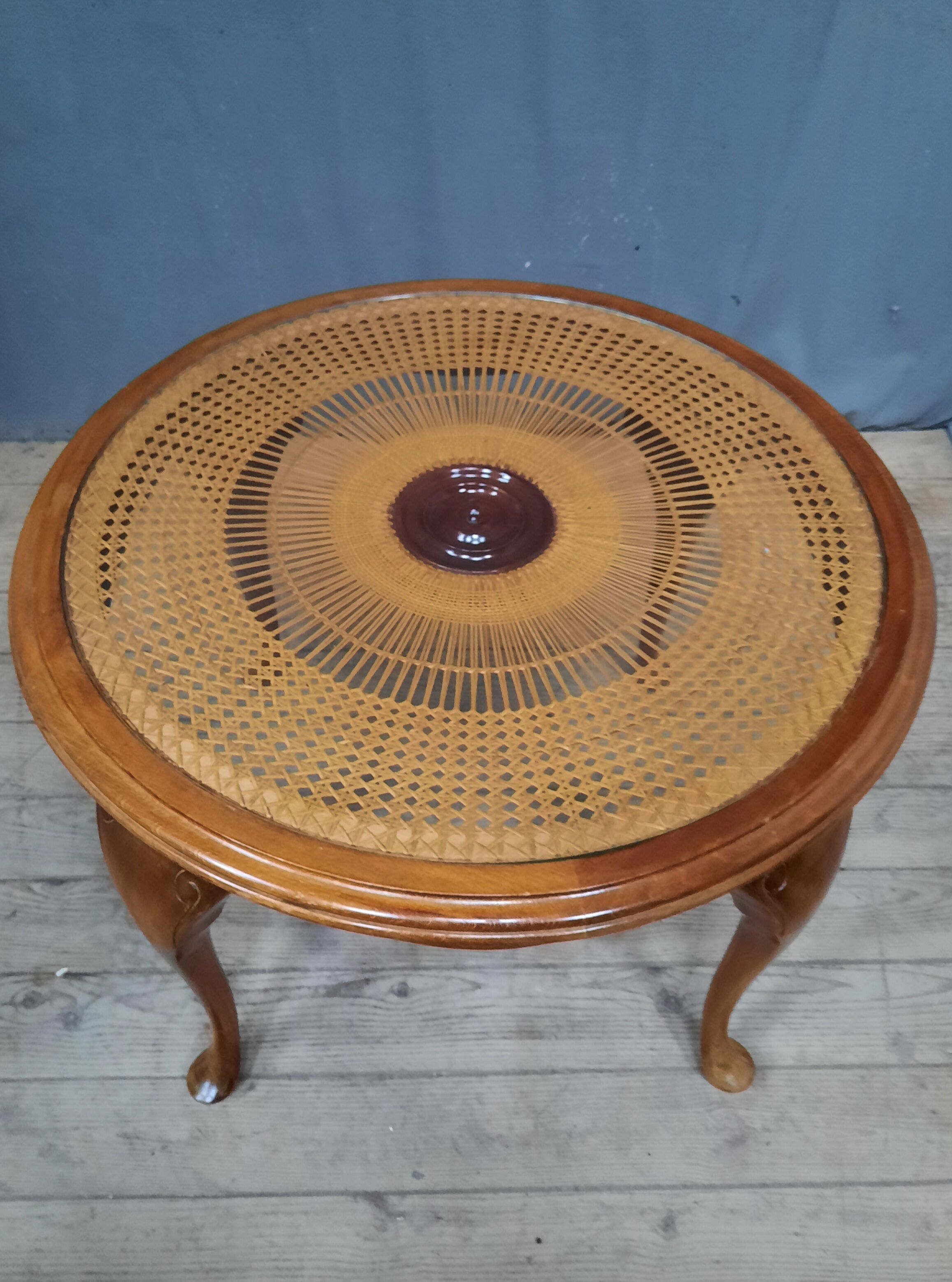 Table basse plateau canné