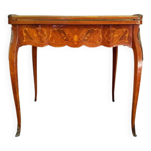 Table de jeu style Louis XV, période