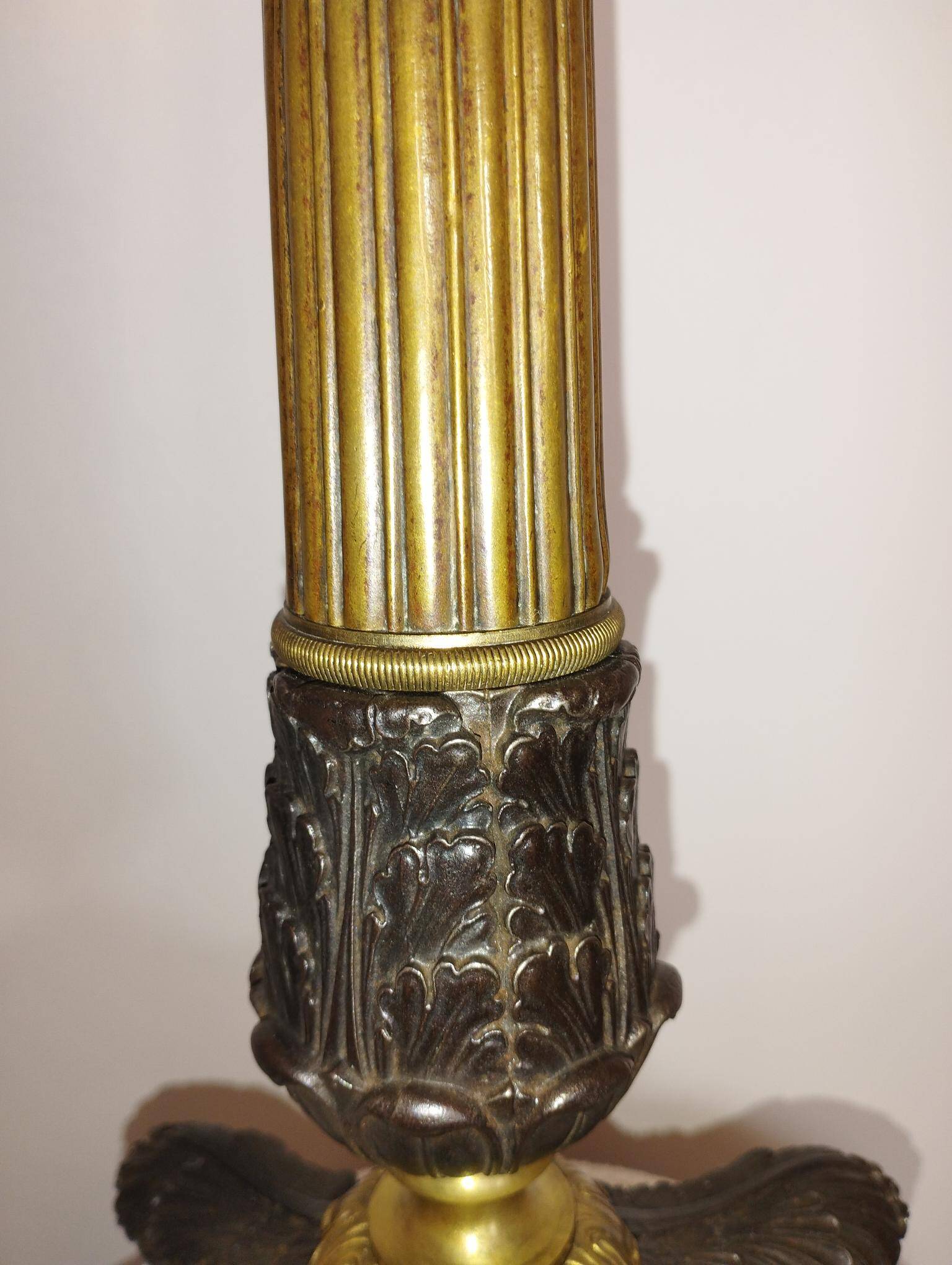 Antique lamp base with lion's paw - Restoration period - Empire