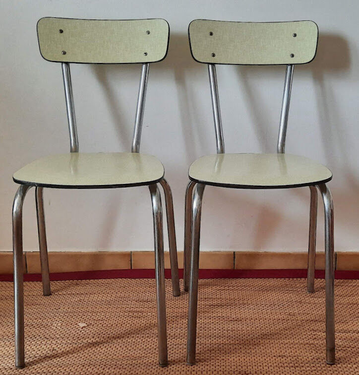 Set of formica chairs