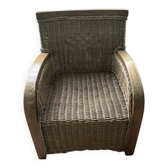 Children's wicker armchair