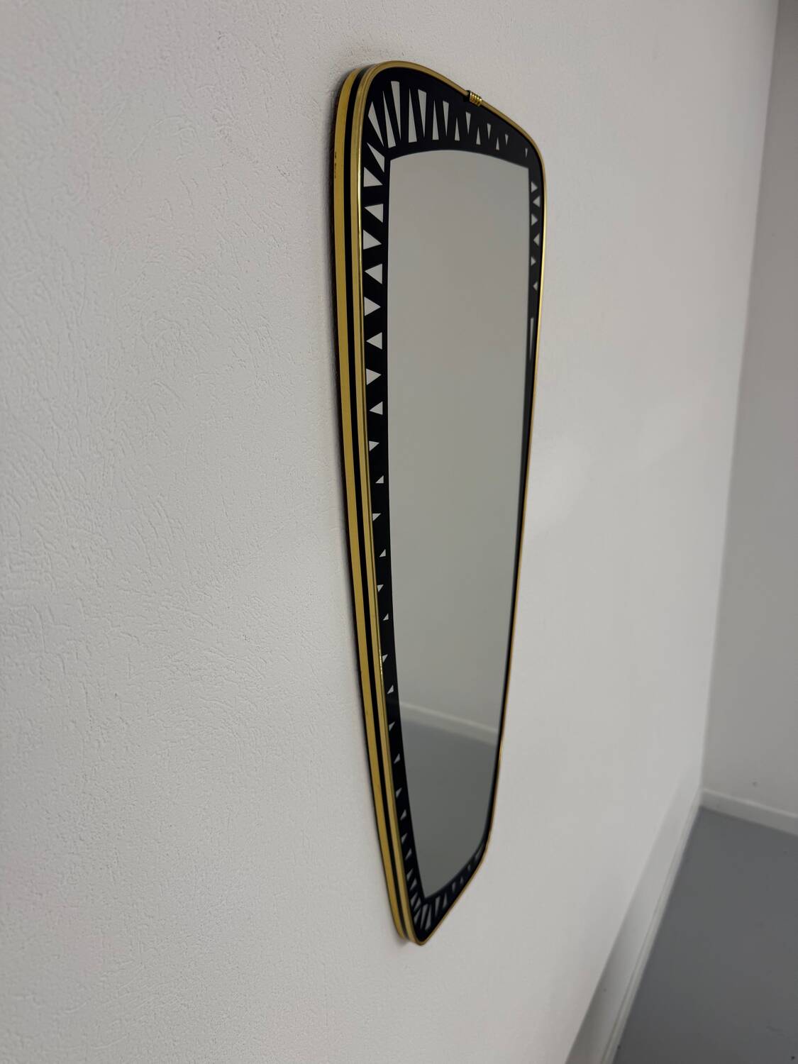 Antique asymmetrical mirror, Italian design by Dorian Tacchini, 1960s