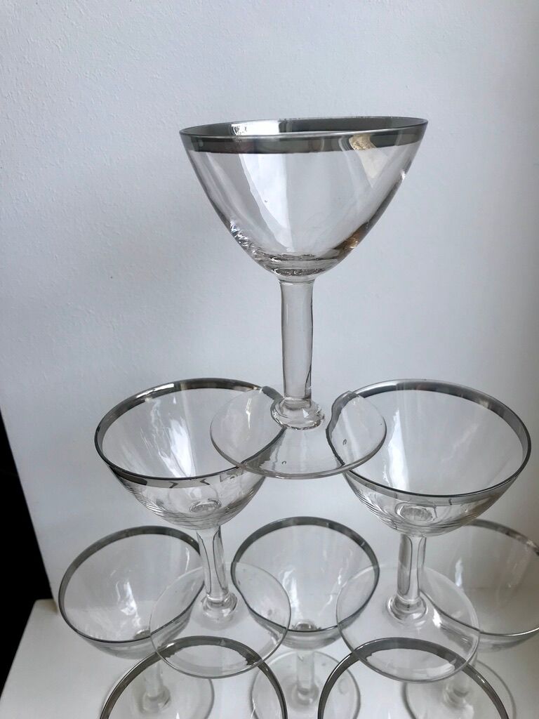 Set of 8 wine glasses with silver edging 50s