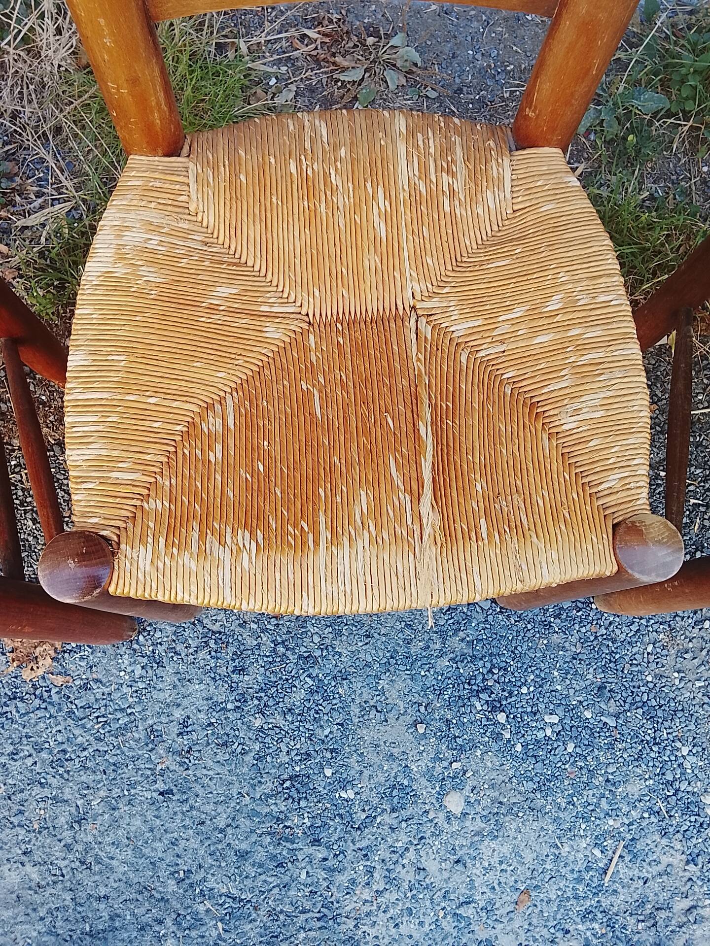 6 brutalist chairs