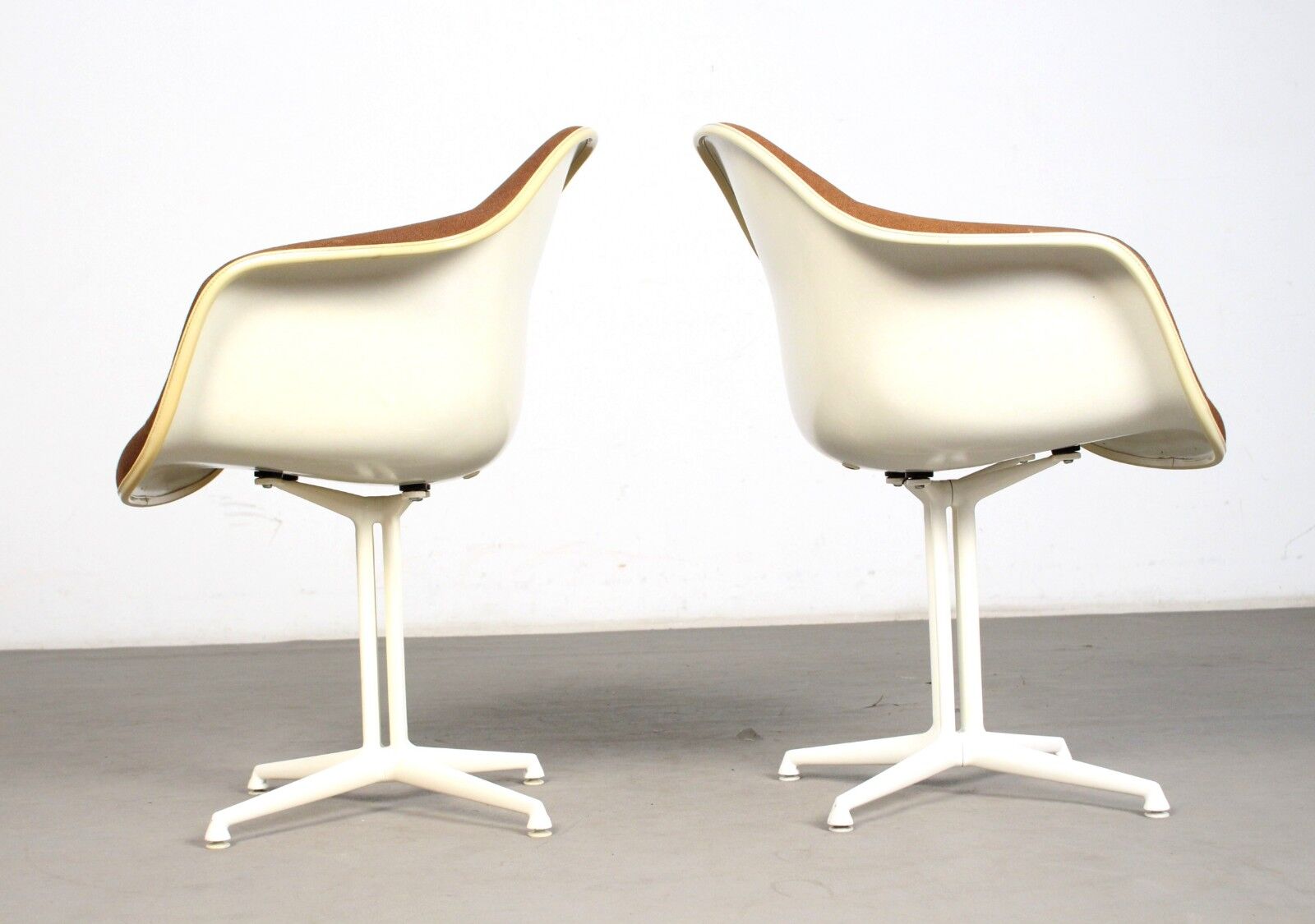 Paire de fauteuils ’La Fonda’ de Charles & ray Eames