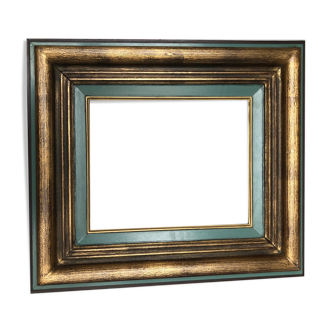 Golden wood frame and green rechampis