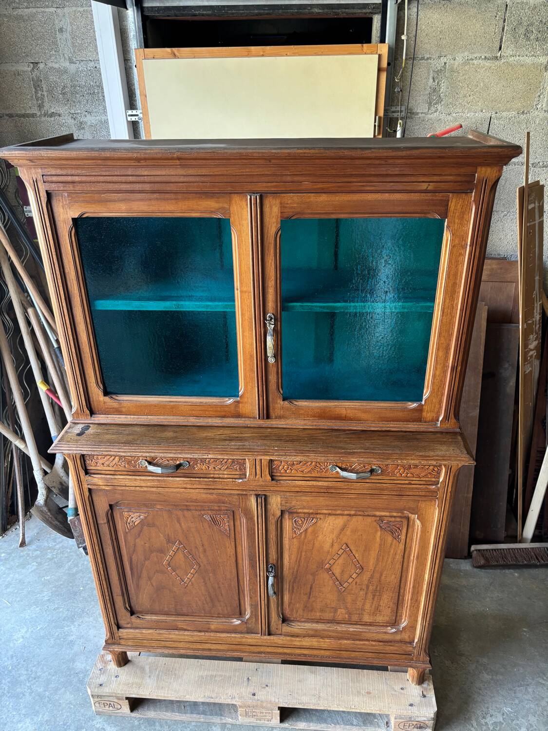Vintage dresser