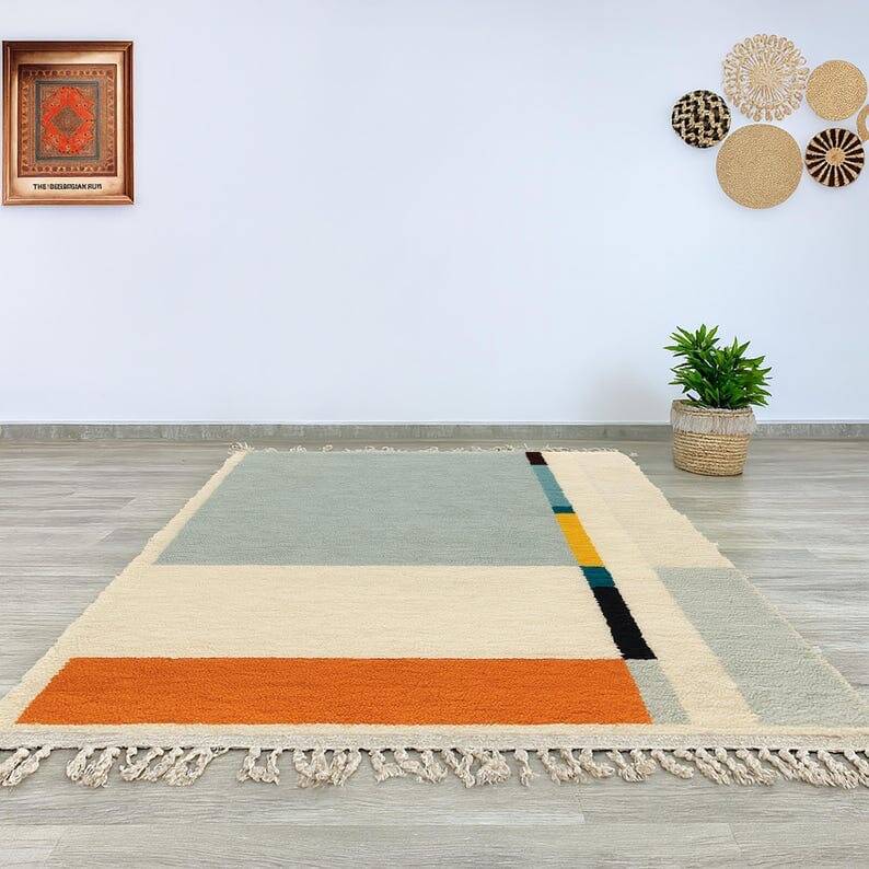 Handwoven natural wool rug, traditional artisan size 2/3 cm.