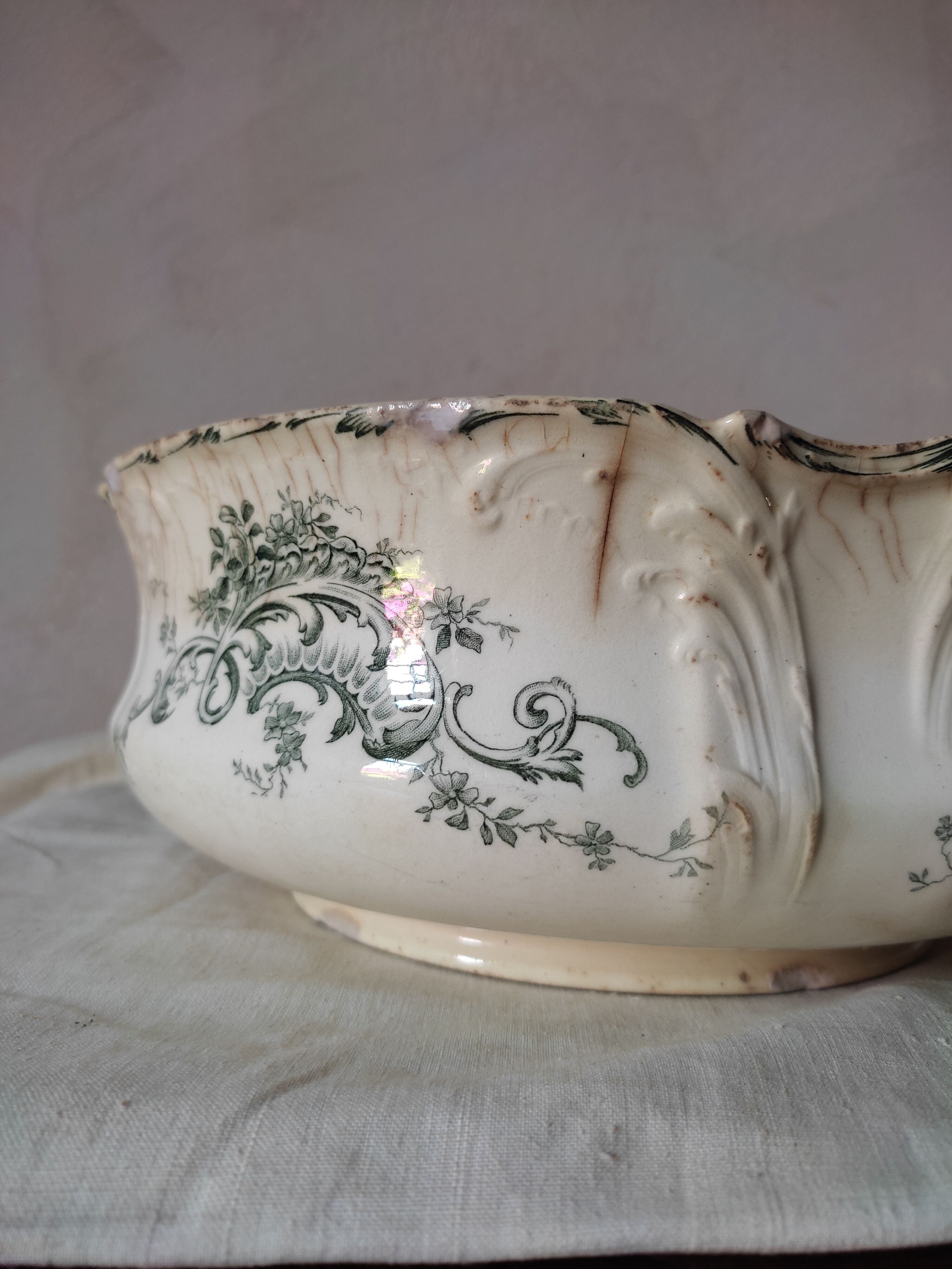 Earthenware bowl by Gien