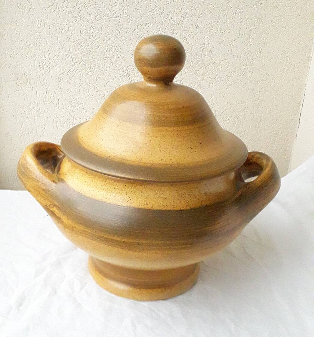 Ceramic soup tureen