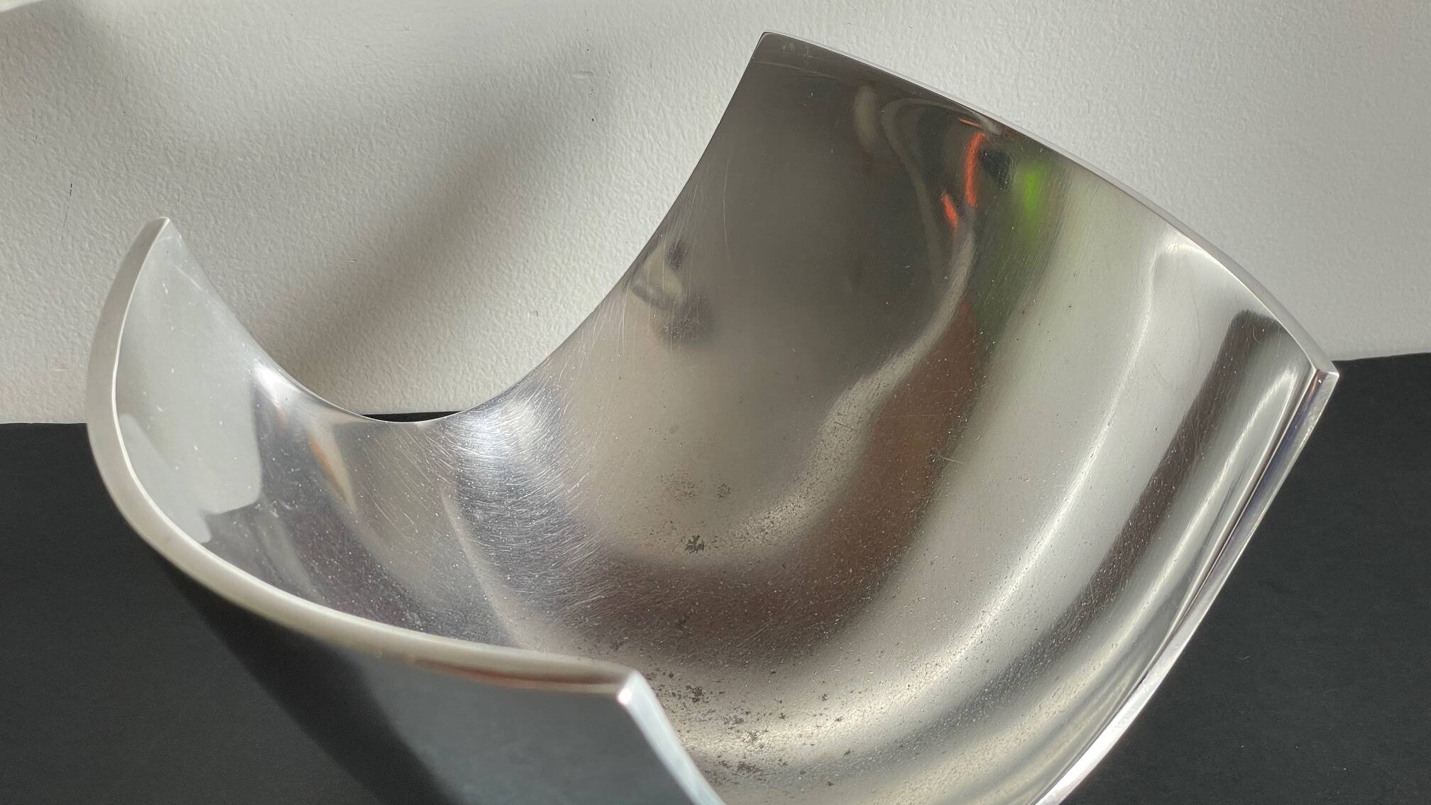 Vintage polished metal fruit bowl