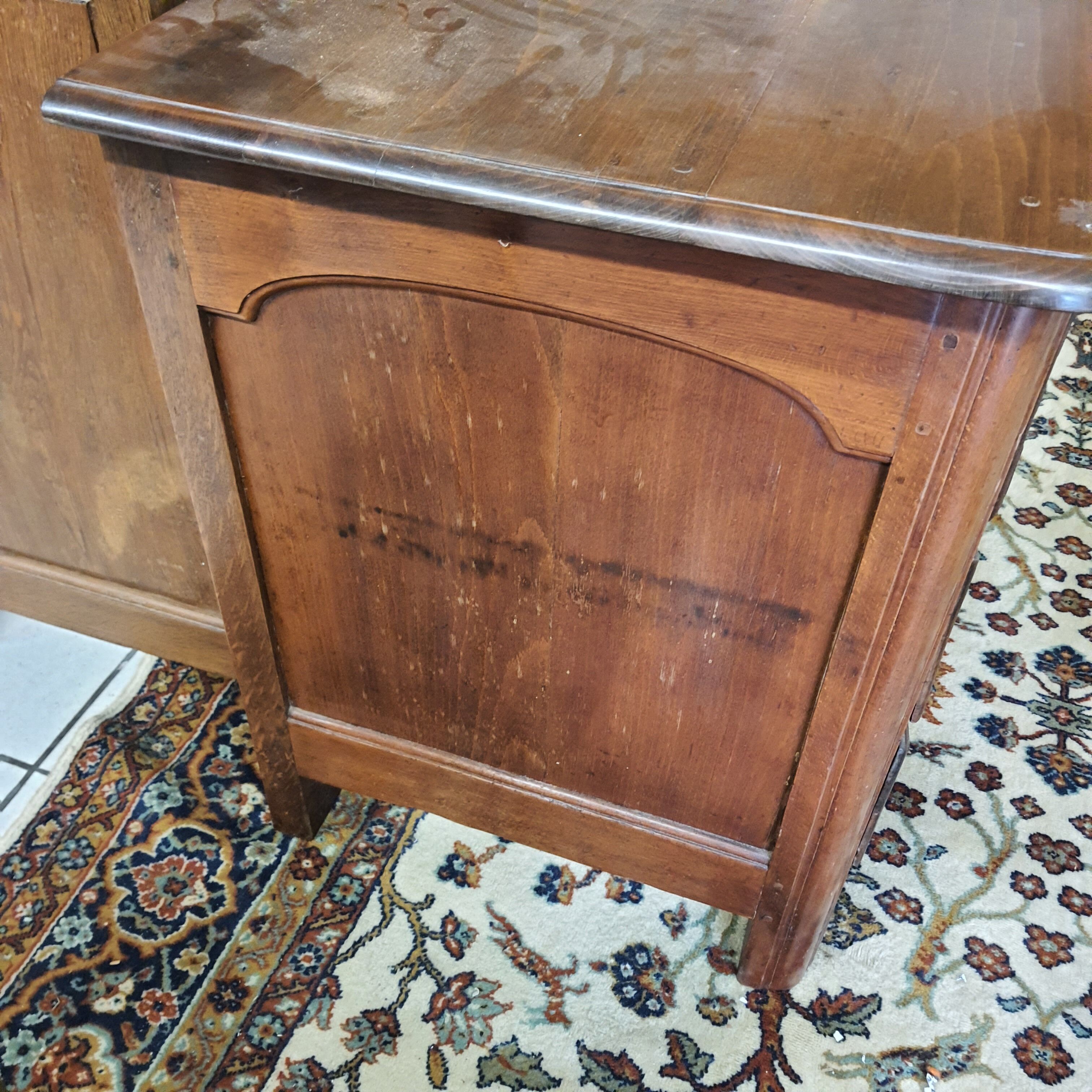 Walnut Regency chest of drawers