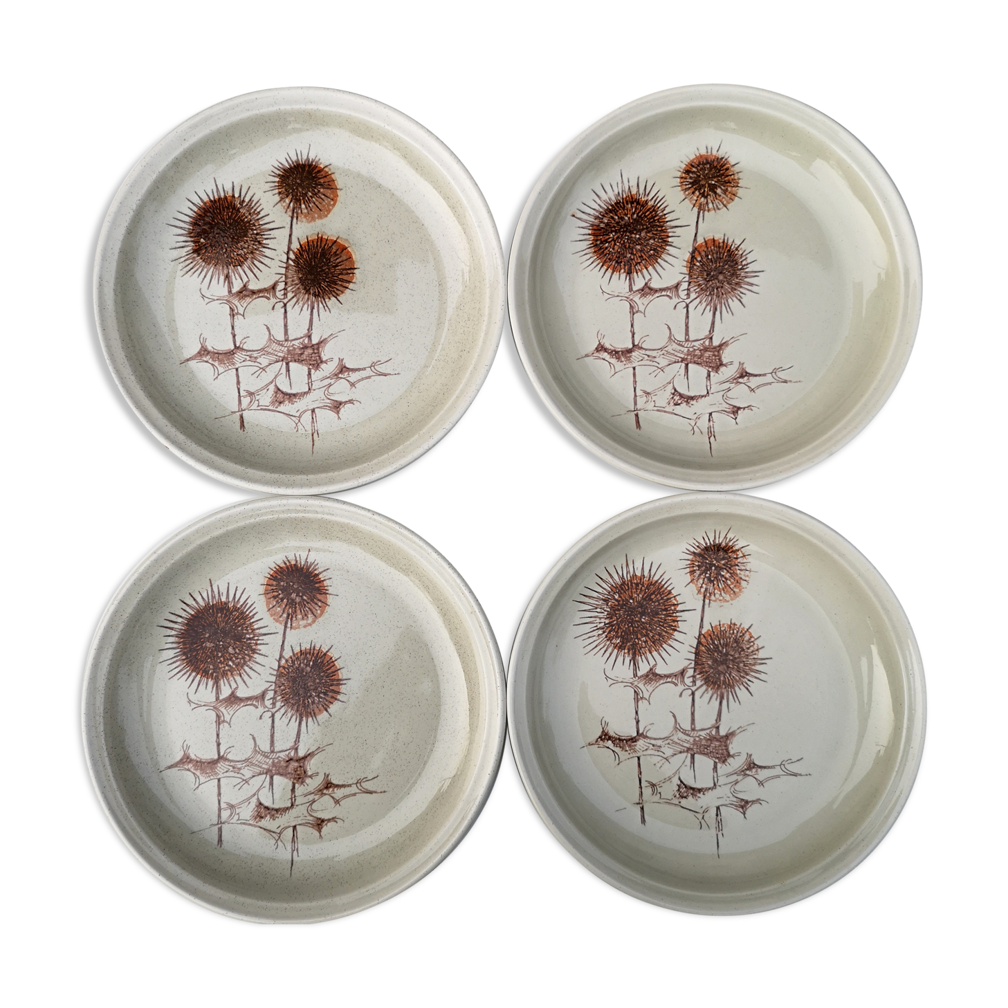 Set of 4 vintage stoneware plates, “Thistles” model