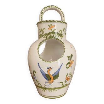 Vase Moustiers