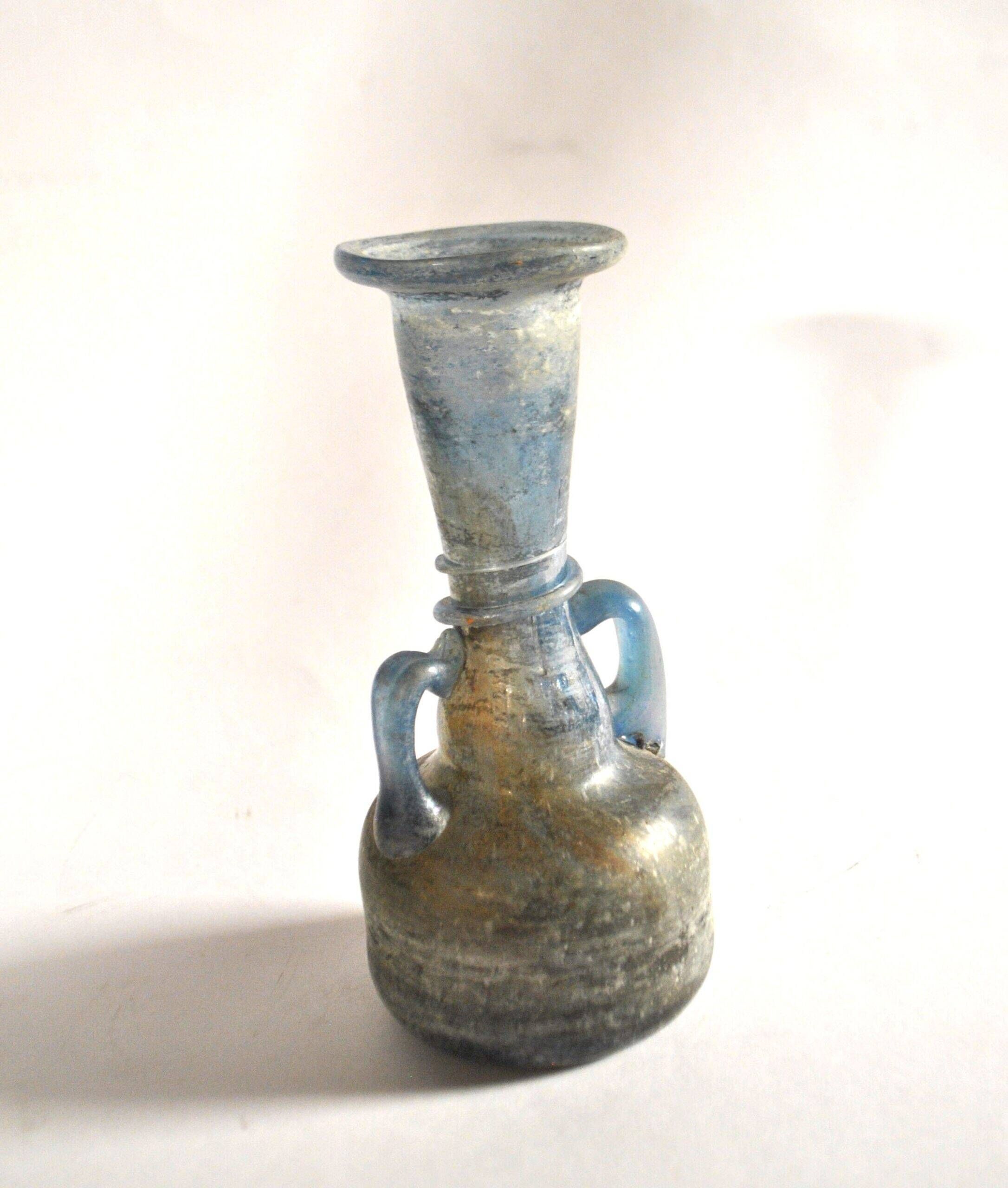 Ancient Murano vase amphora in iridescent blue blown glass – Italy
