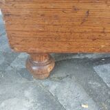 Handcrafted 5-drawer chest of drawers from the early 20th century